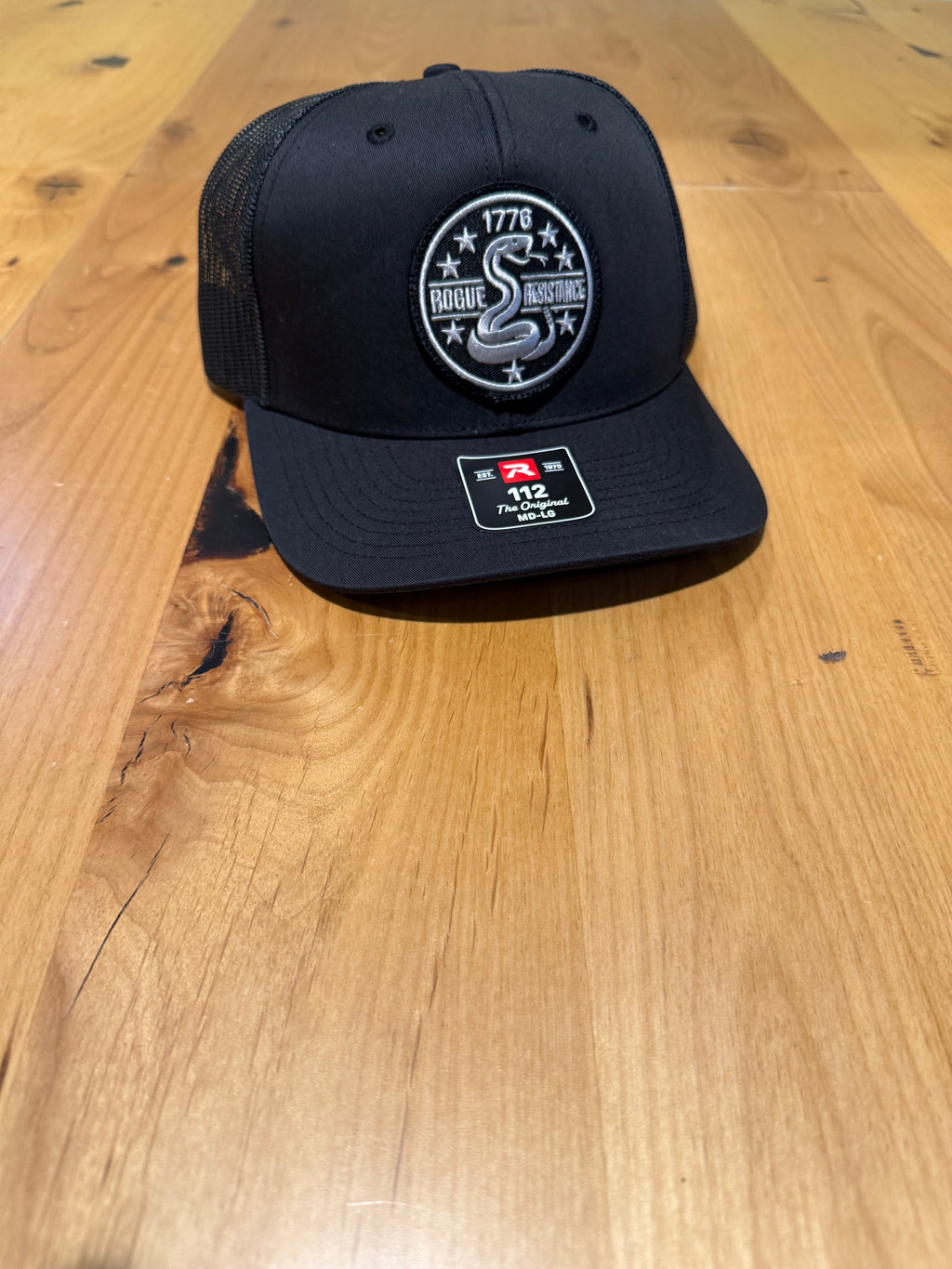 Snake 112 Trucker Snapback Hat — Don't Tread on Me