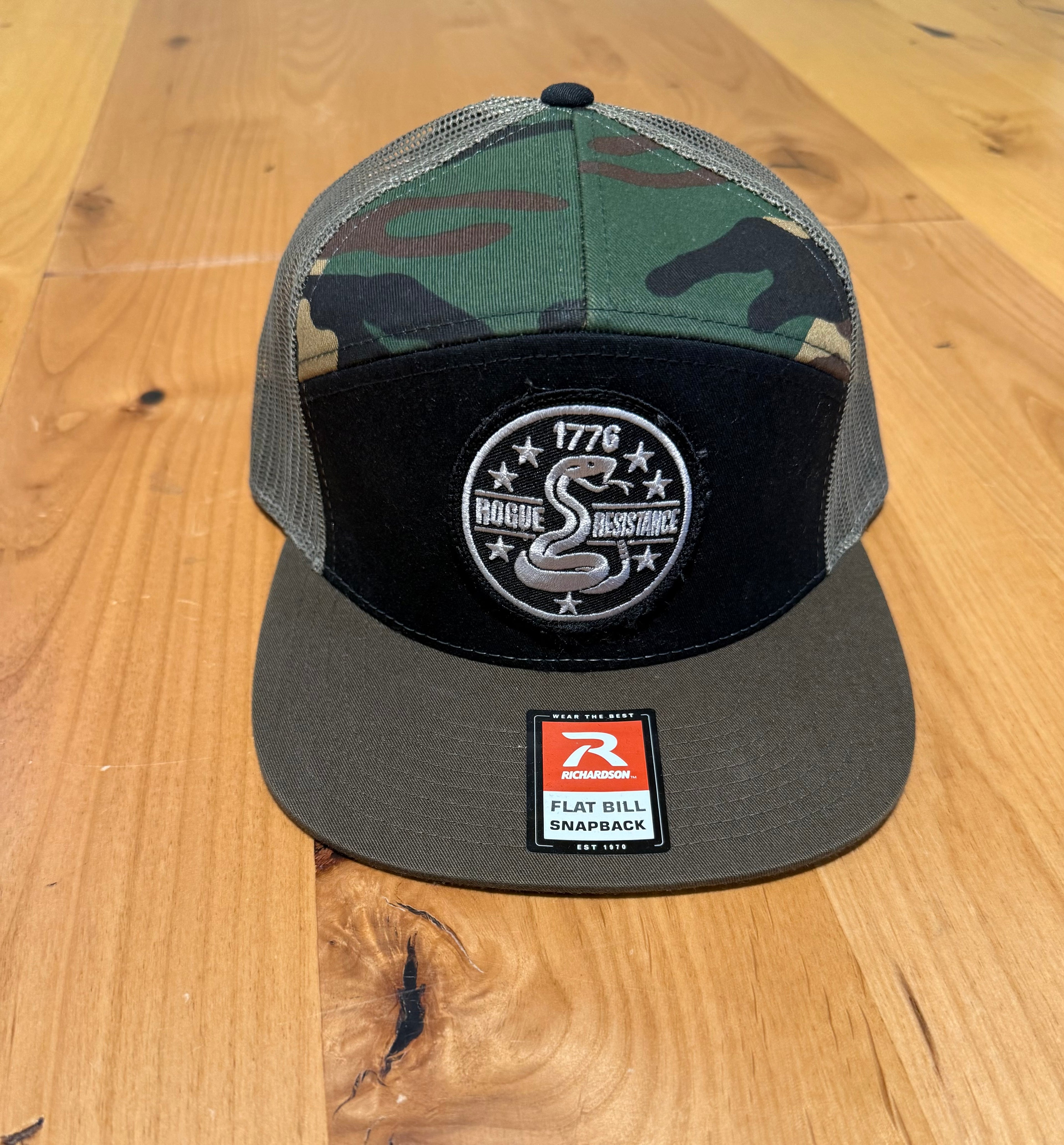 Snake 7 Panel Snapback Hat — Don't Tread on Me
